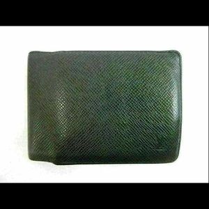 Authentic LV Taiga Green Wallet